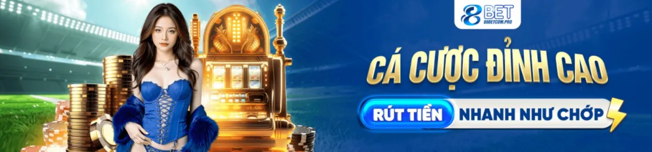 Sân đấu đá gà Thomo chuyên nghiệp với các chiến kê đang thi đấu, thể hiện kinh nghiệm đá gà bất bại